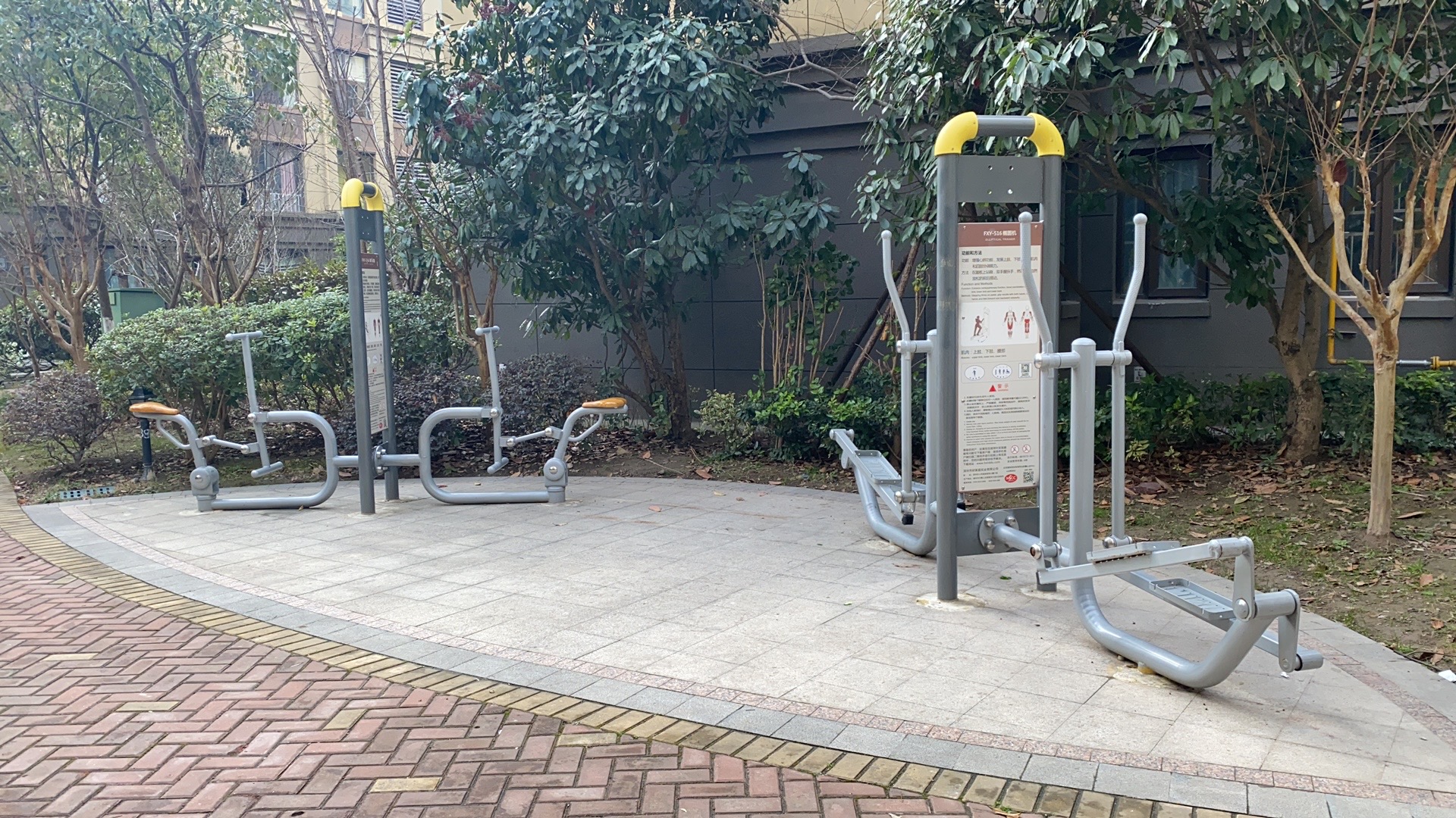 漁港路朗詩里程市民益智健身點