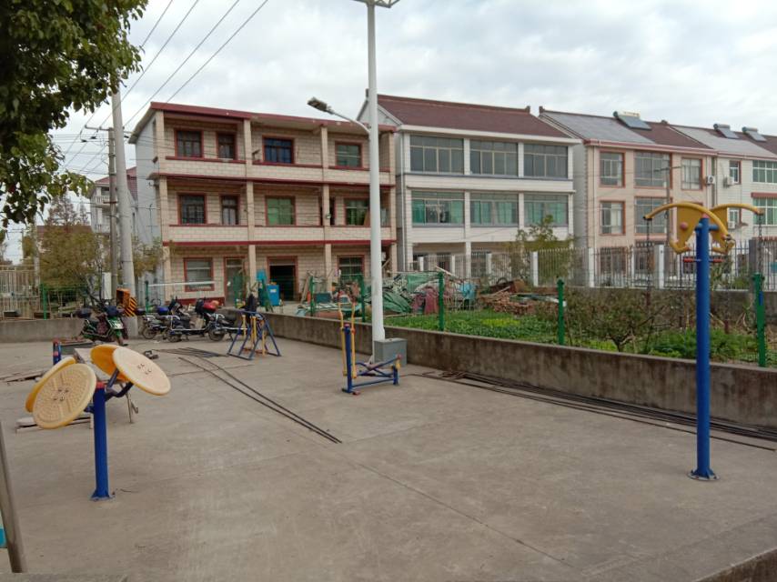 果園村5組412號健身路徑