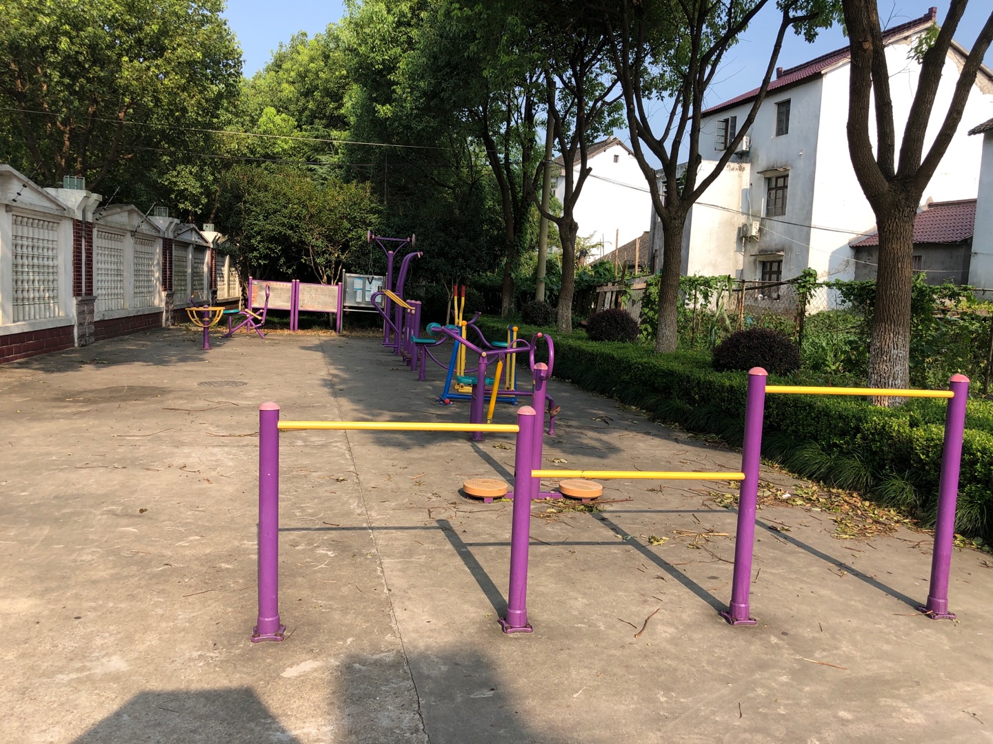 民主村J健身苑點