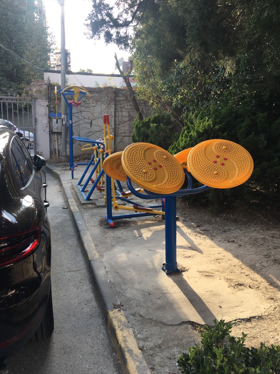 居家橋居委健身點(diǎn)