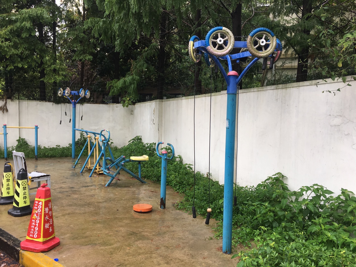 金沙社區(qū)健身苑點(diǎn)（2）