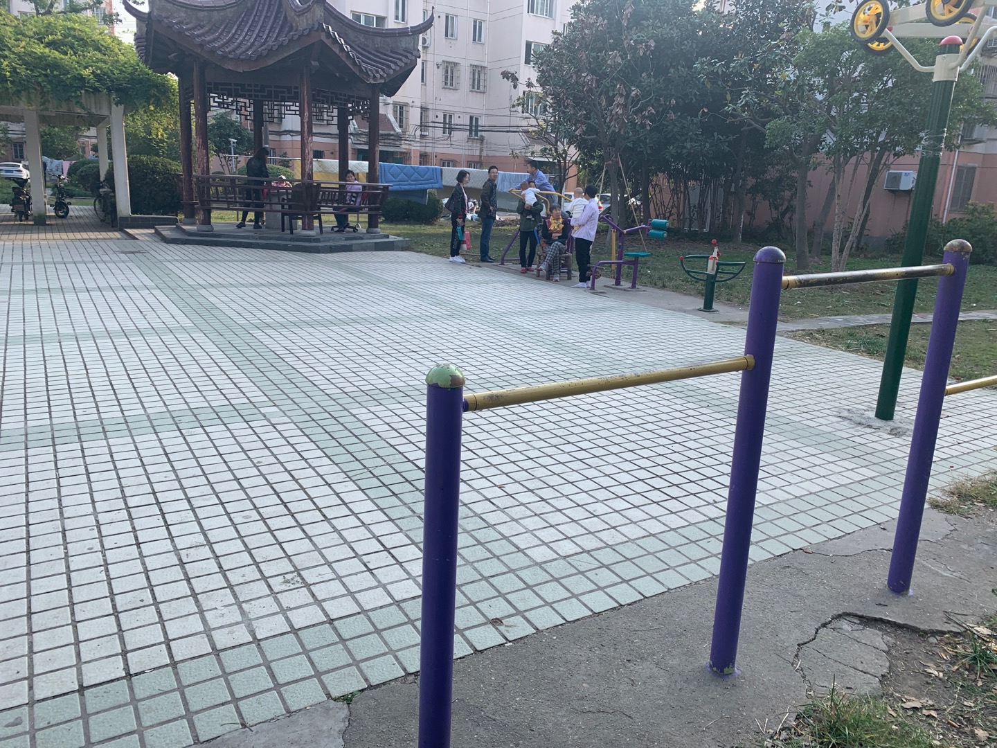 雙橋路218弄健身點(diǎn)