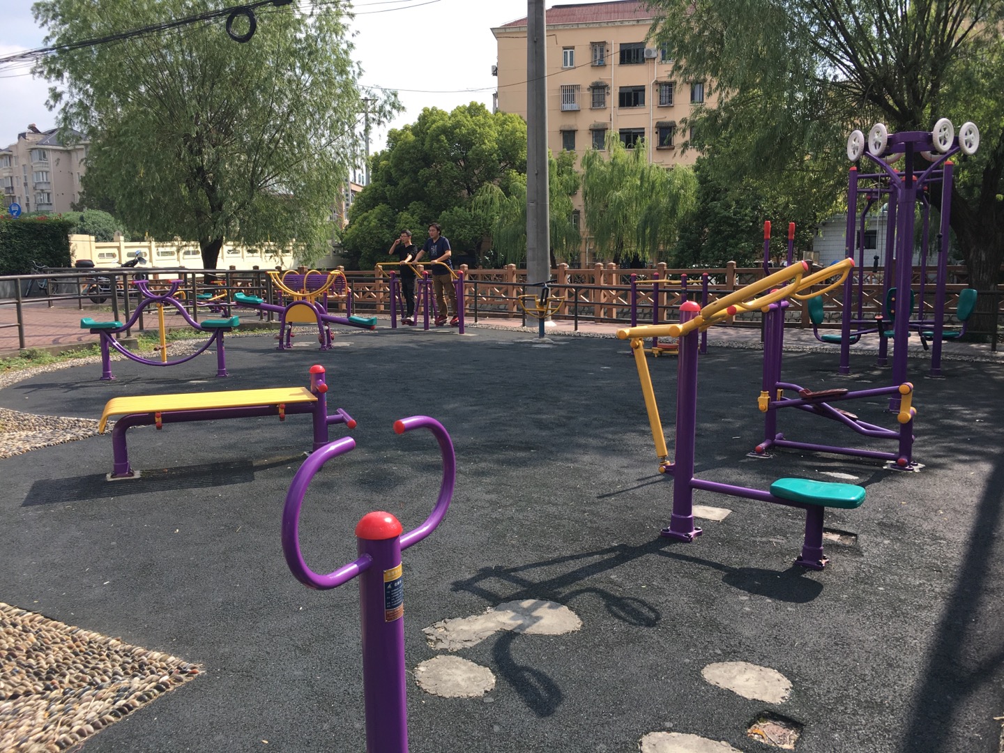 體育之光健身點