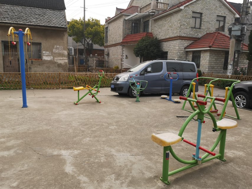 航東村十三組健身苑點(diǎn)