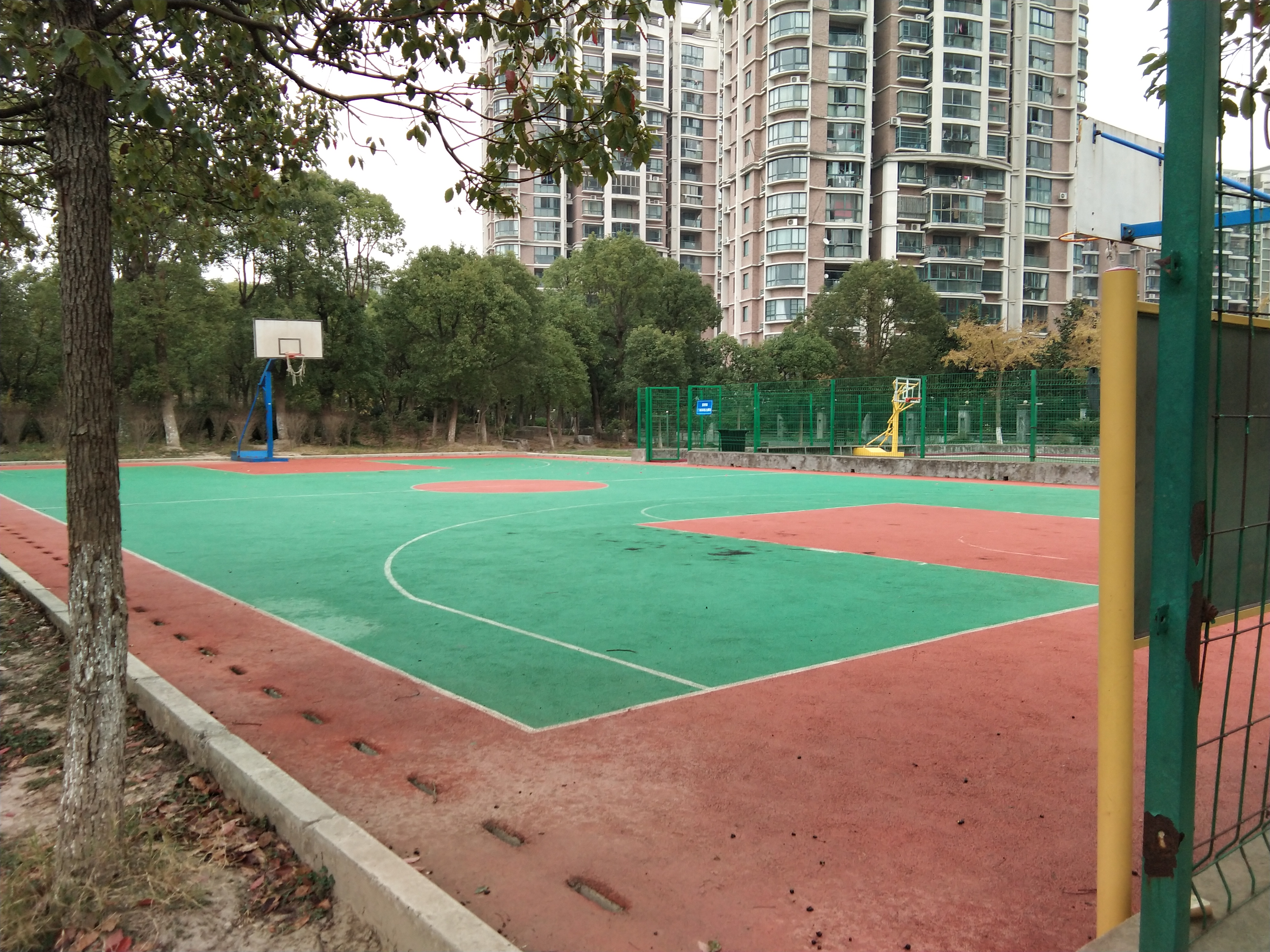 體育公園籃球場(南片)