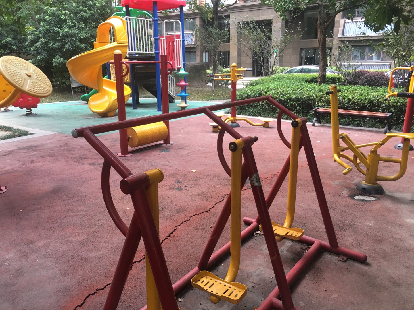 百麗苑2號益智健身點(diǎn)