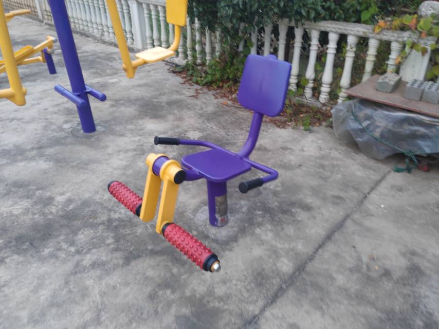 膝關節(jié)訓練器