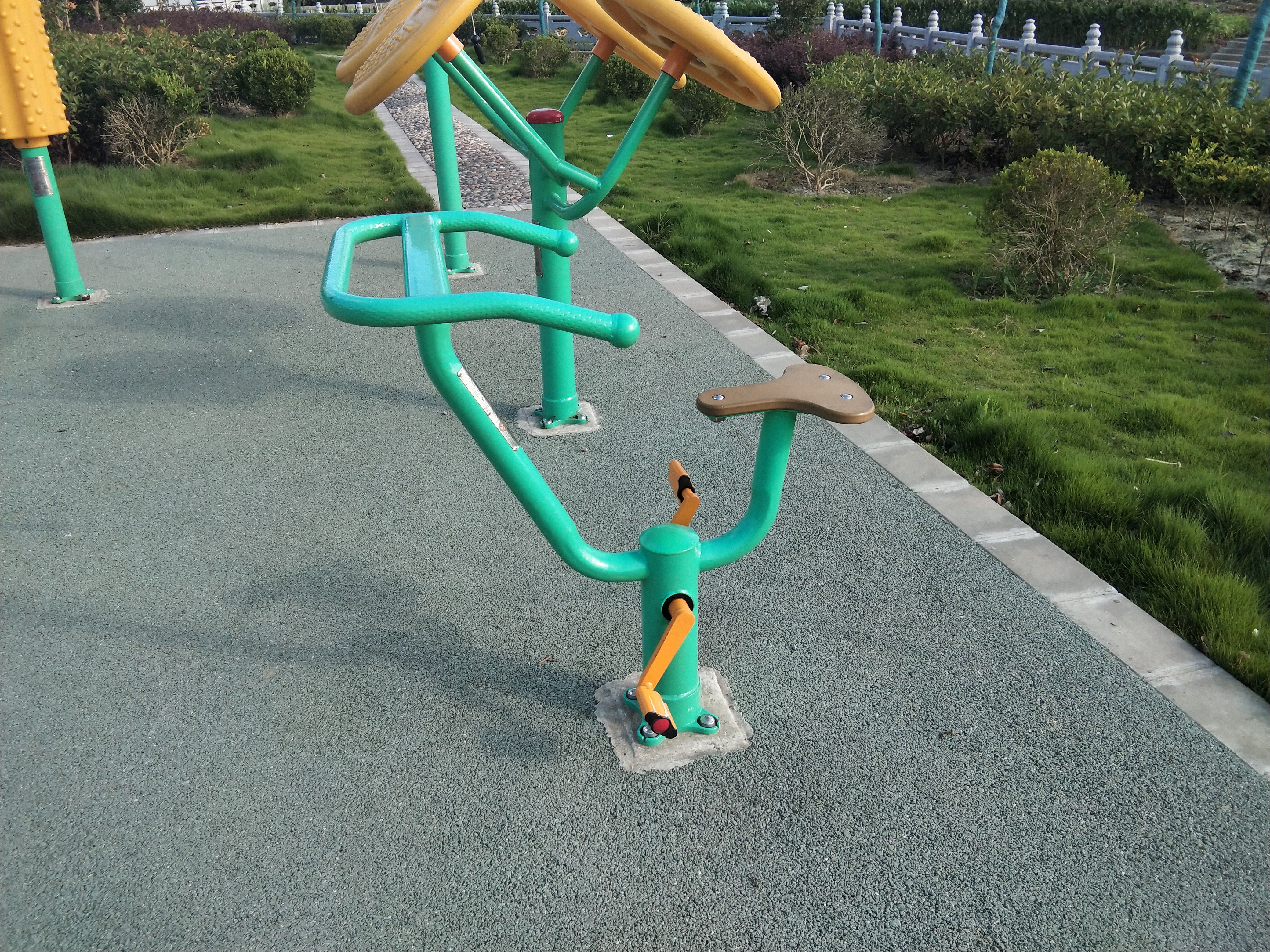 直立健身車(chē)