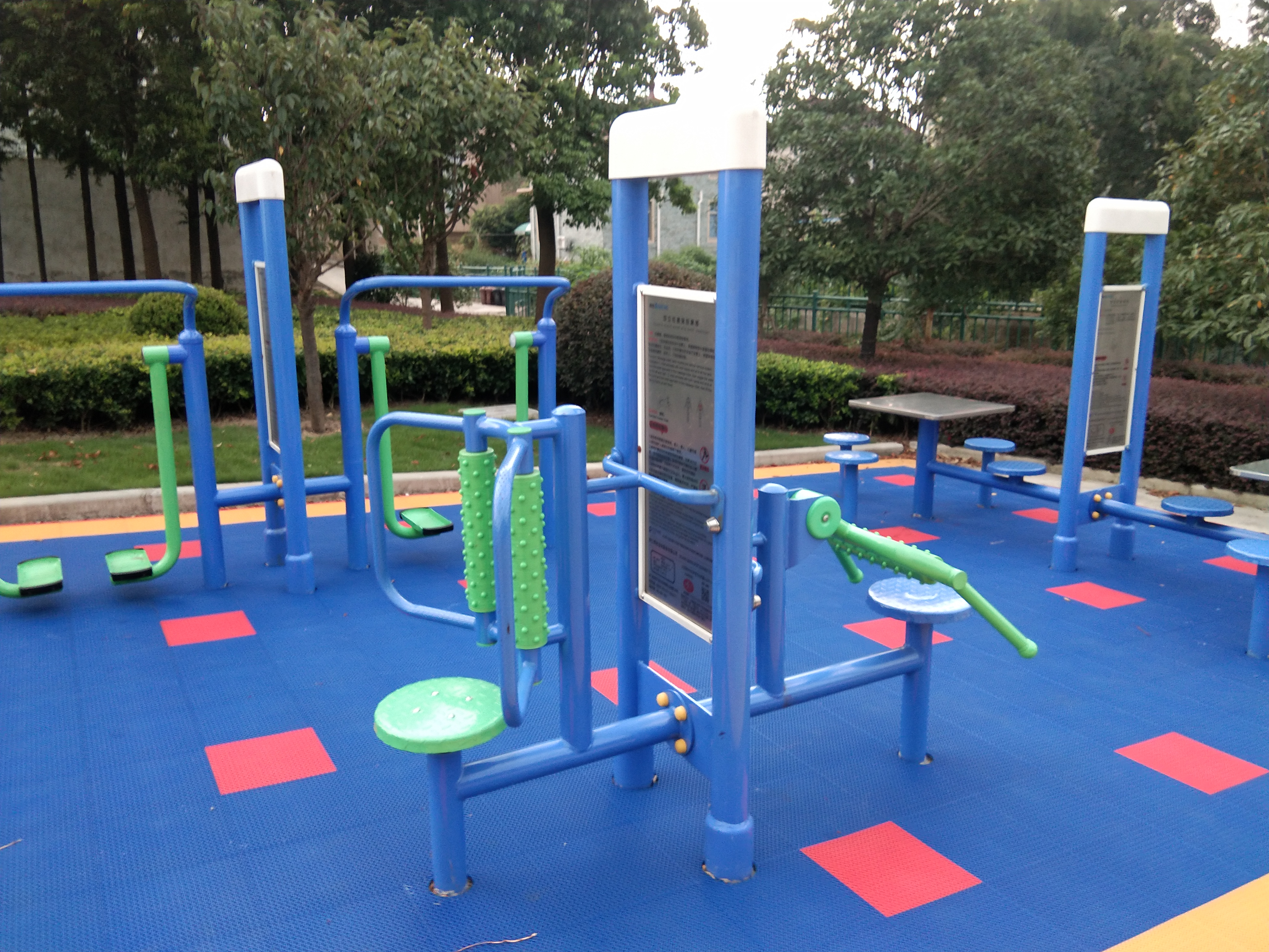 雙立柱腰背按摩器