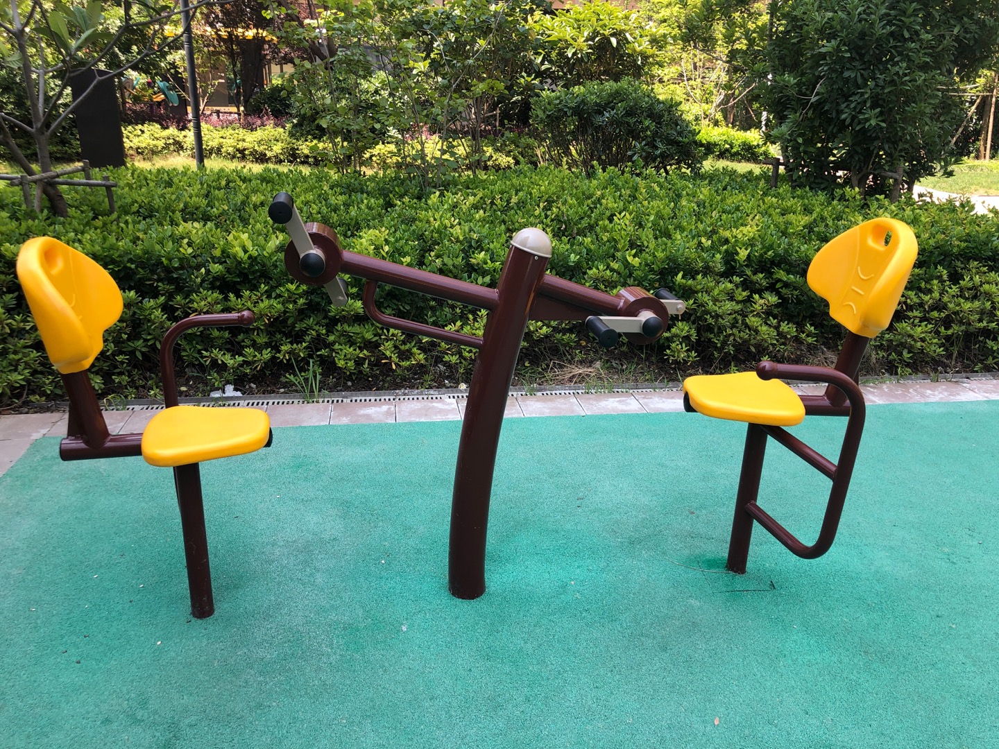 手部轉(zhuǎn)動(dòng)器