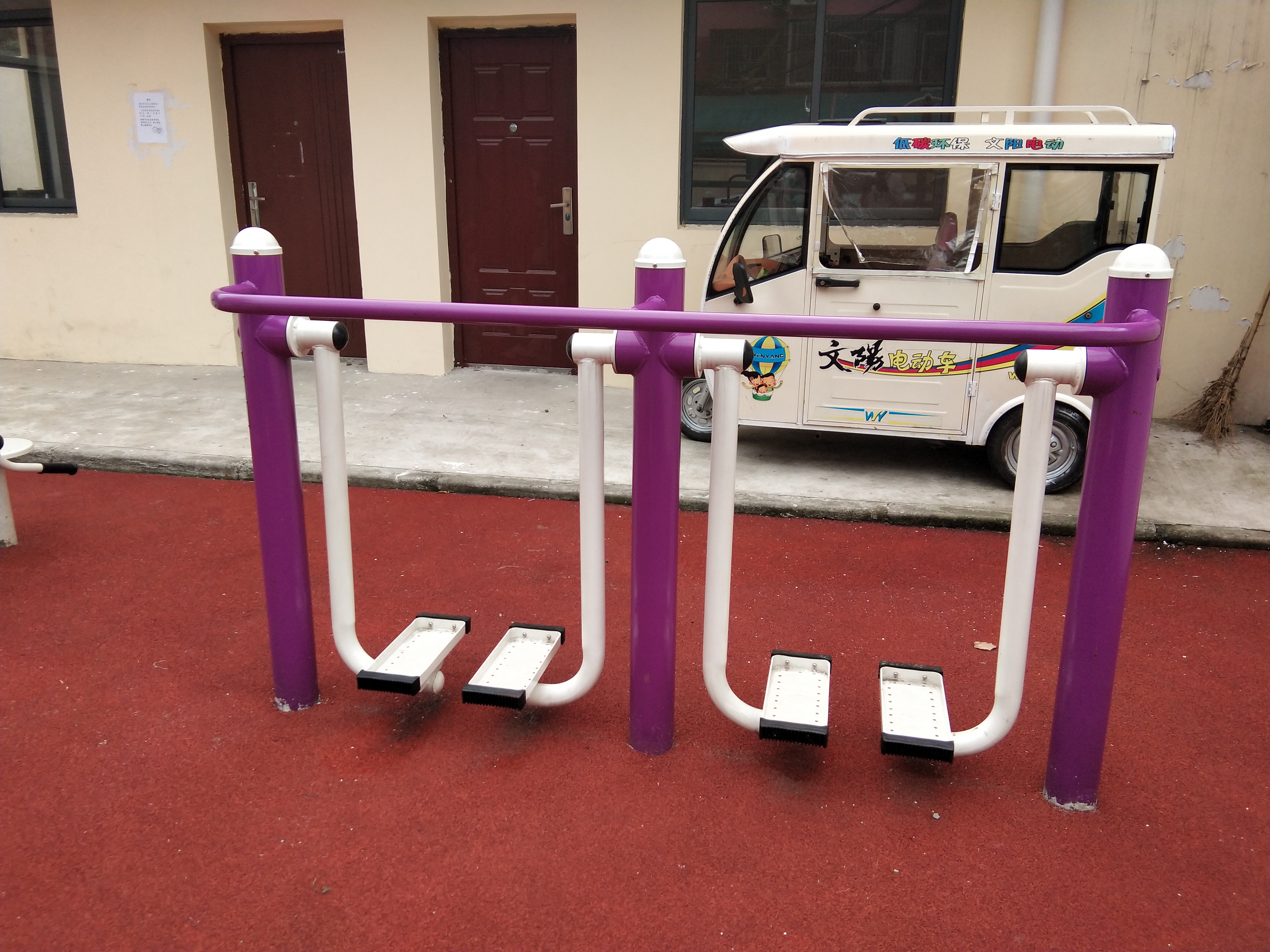 雙位漫步機(jī)