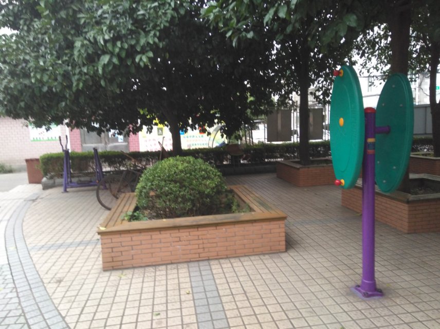 控江西三村95號(hào)健身點(diǎn)