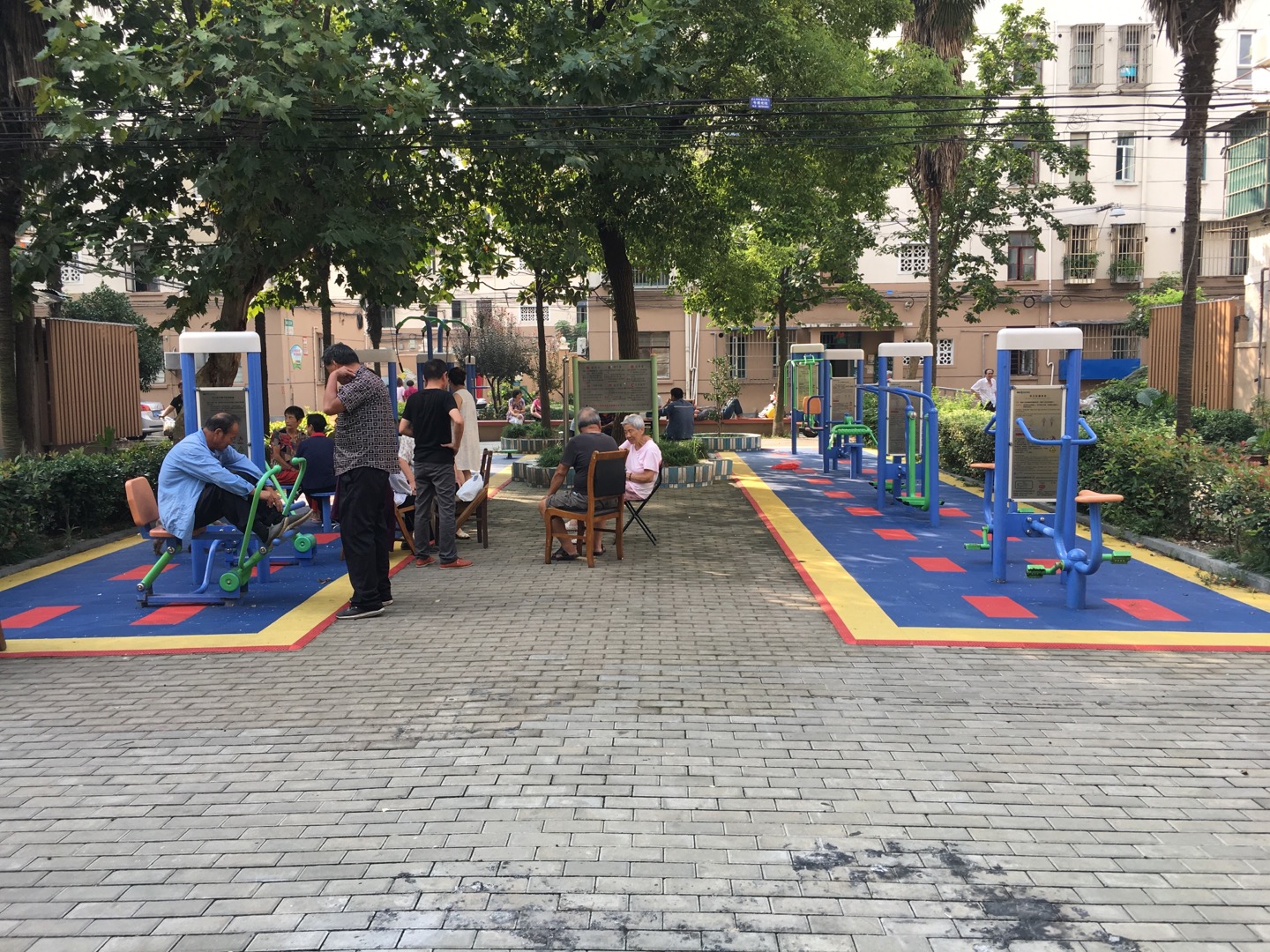 海濱三村居委健身點(diǎn)（2）