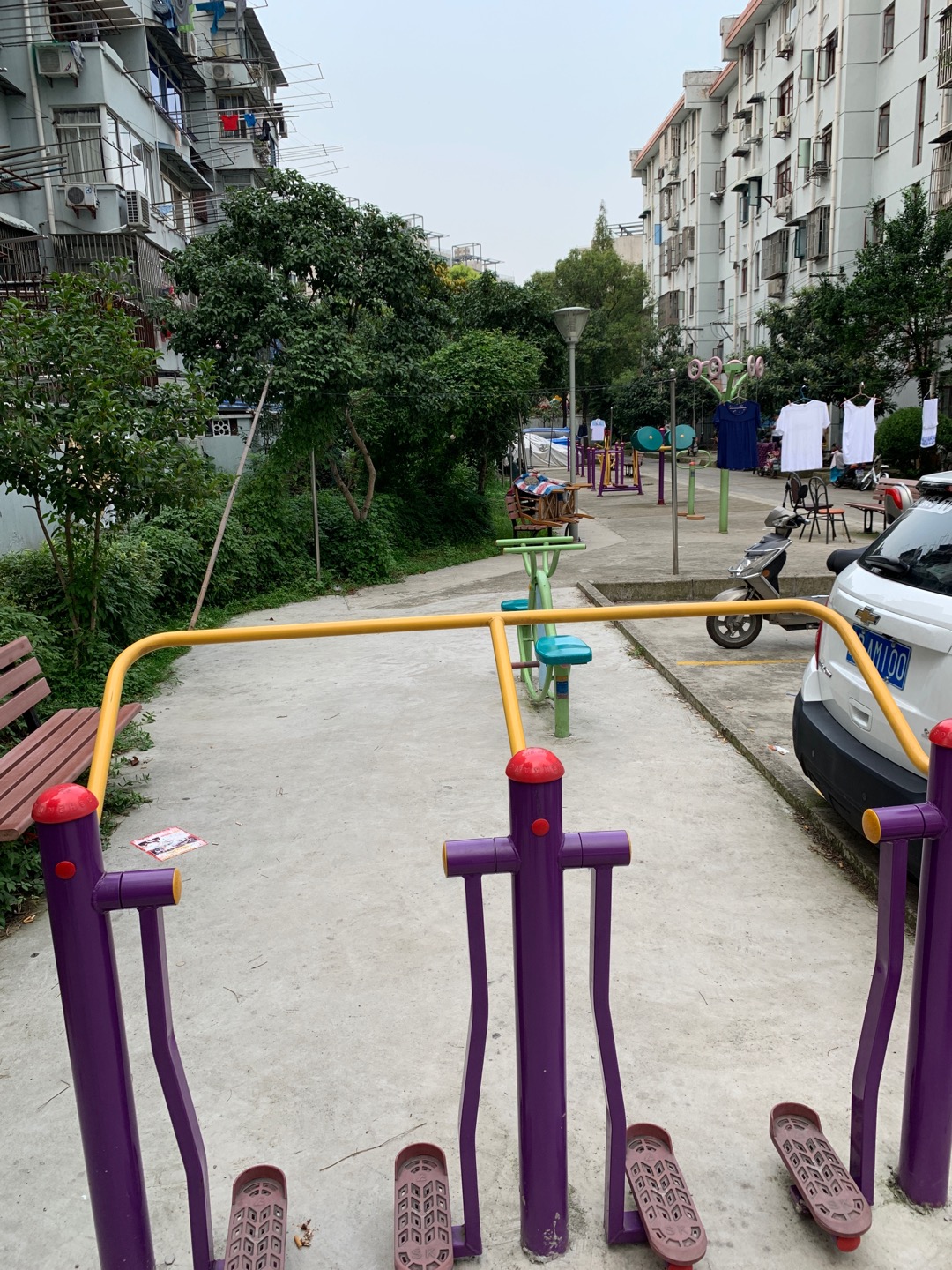 淞南六村居委健身點