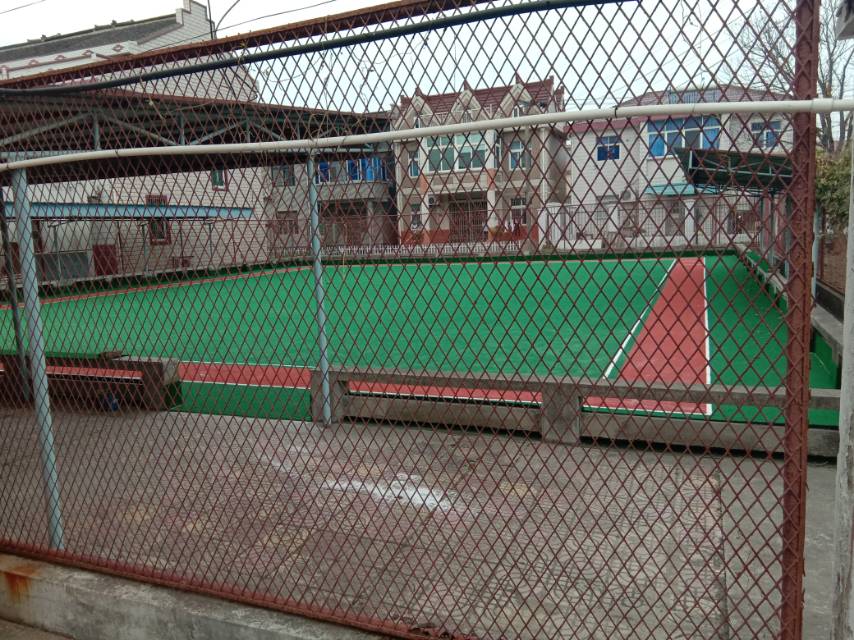 紅旗村東亭路785號(hào)門(mén)球場(chǎng)