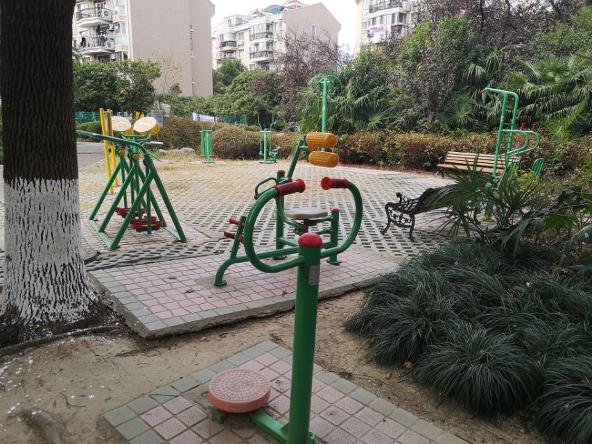 華盛居委健身點