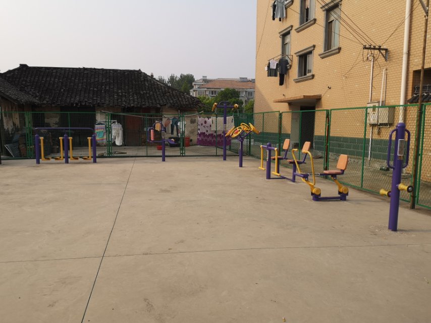 毛家角村健身苑點