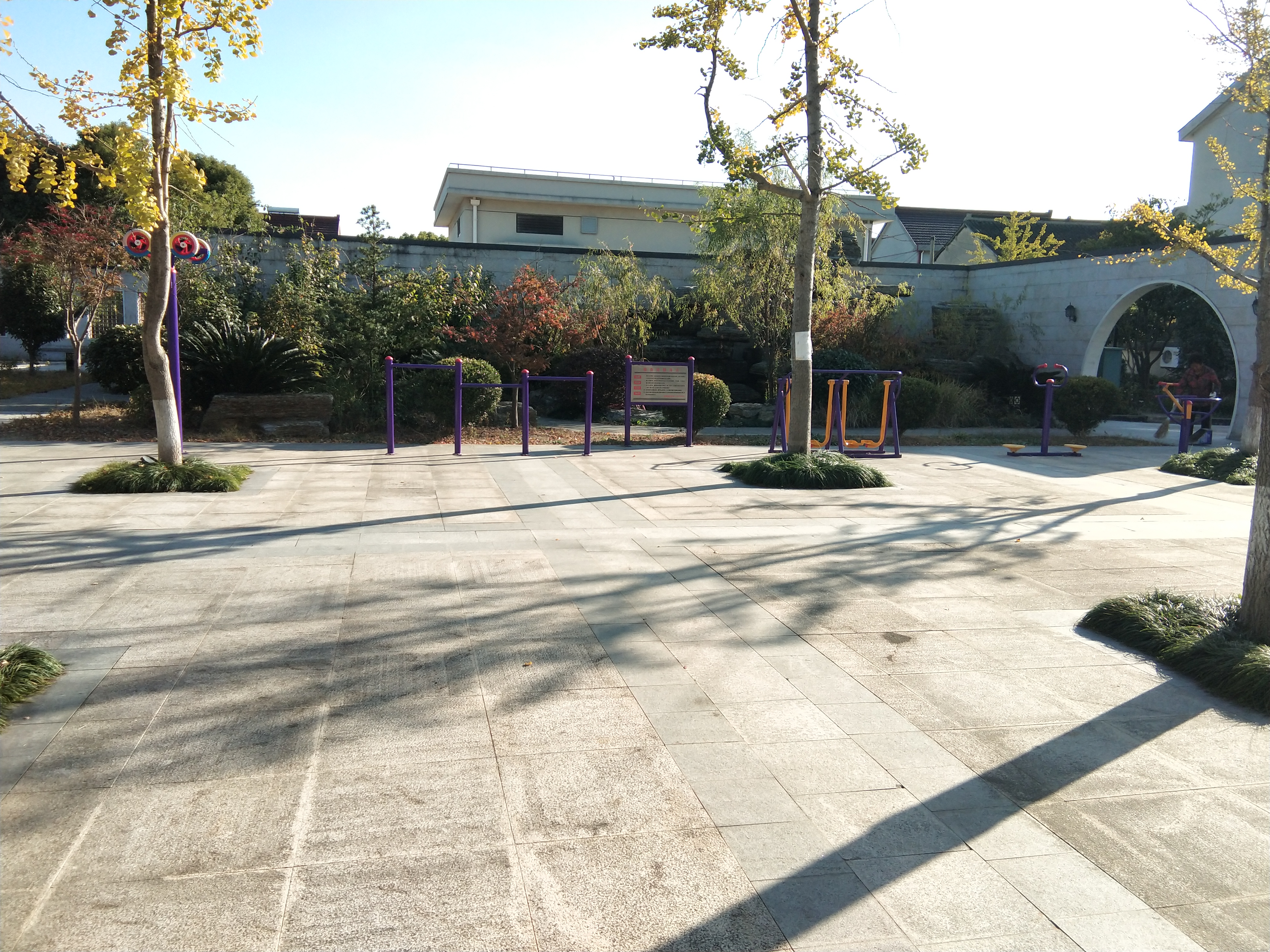 檀香灣健身苑點(diǎn)