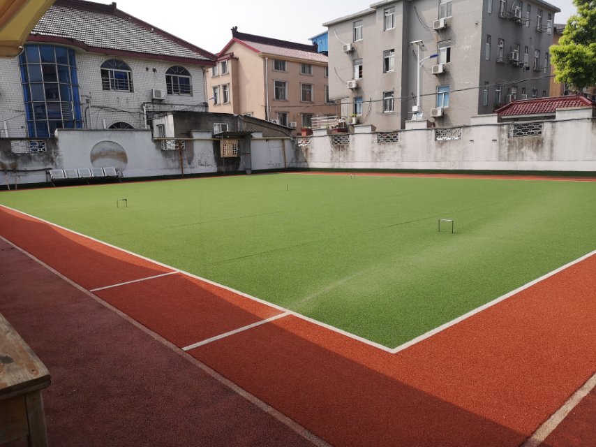 老年之家門(mén)球場(chǎng)