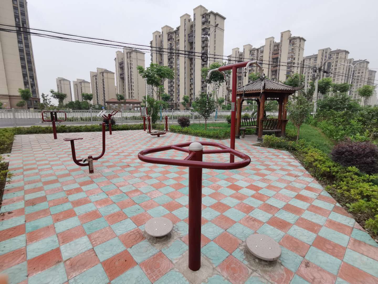 紅陽(yáng)村健身點(diǎn)