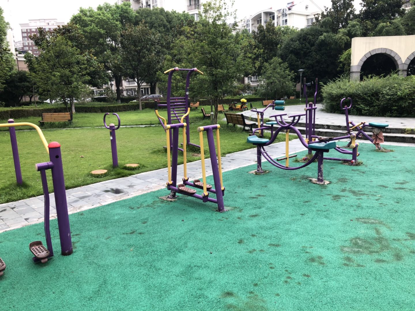 東蘭一居居委B健身苑點(diǎn)