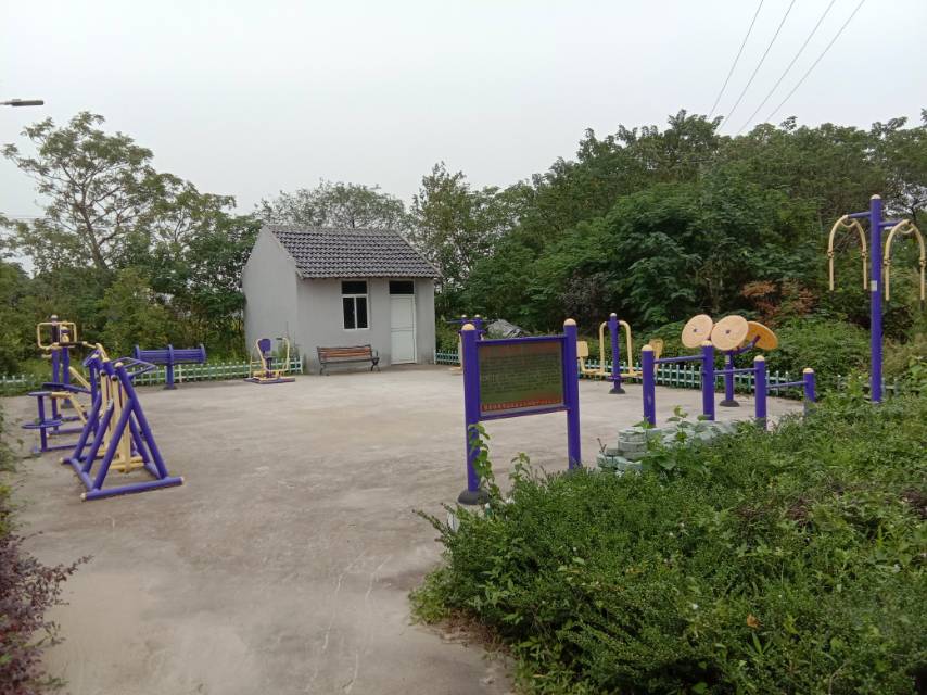 堡鎮(zhèn)四滧村14隊健身點