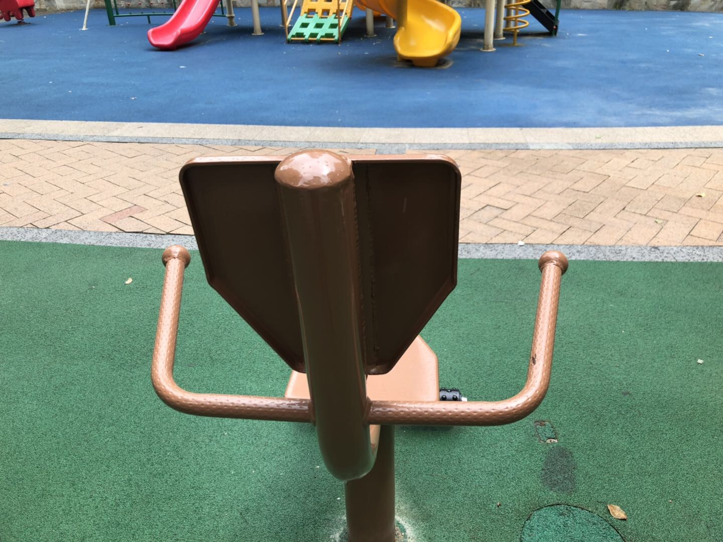 膝關(guān)節(jié)訓(xùn)練器