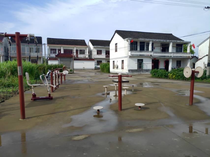 新池村（196號）健身點