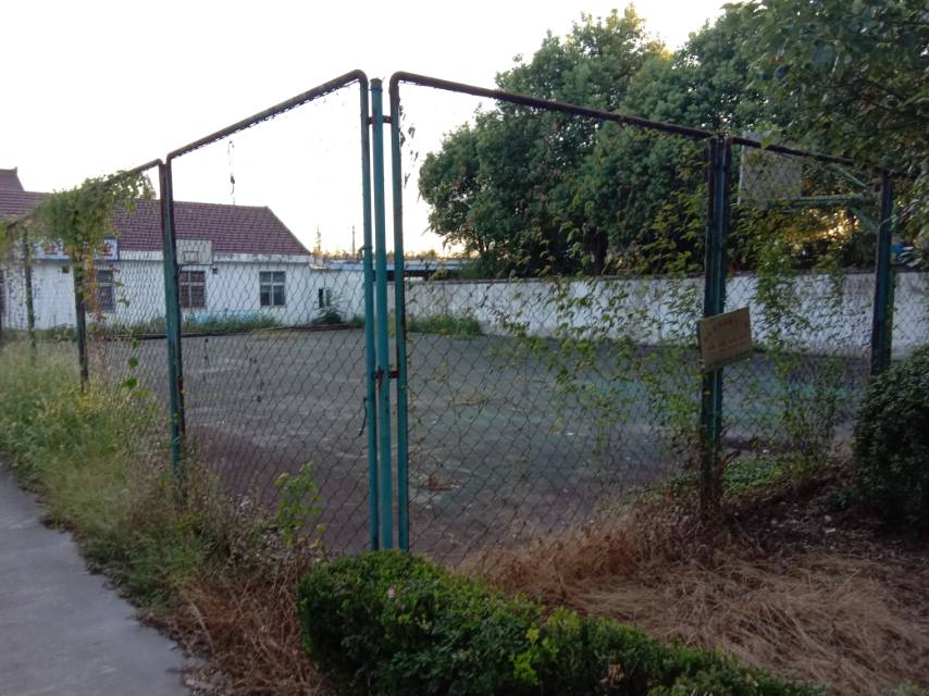 俞匯村籃球場(chǎng)