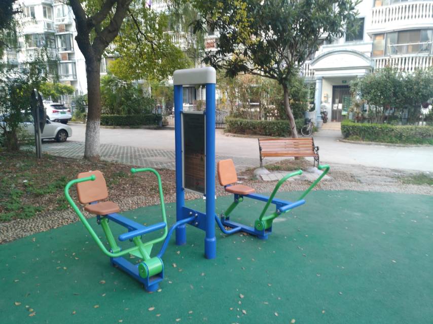 雙立柱平推平拉訓(xùn)練器