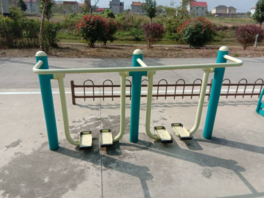 雙位太空漫步機(jī)