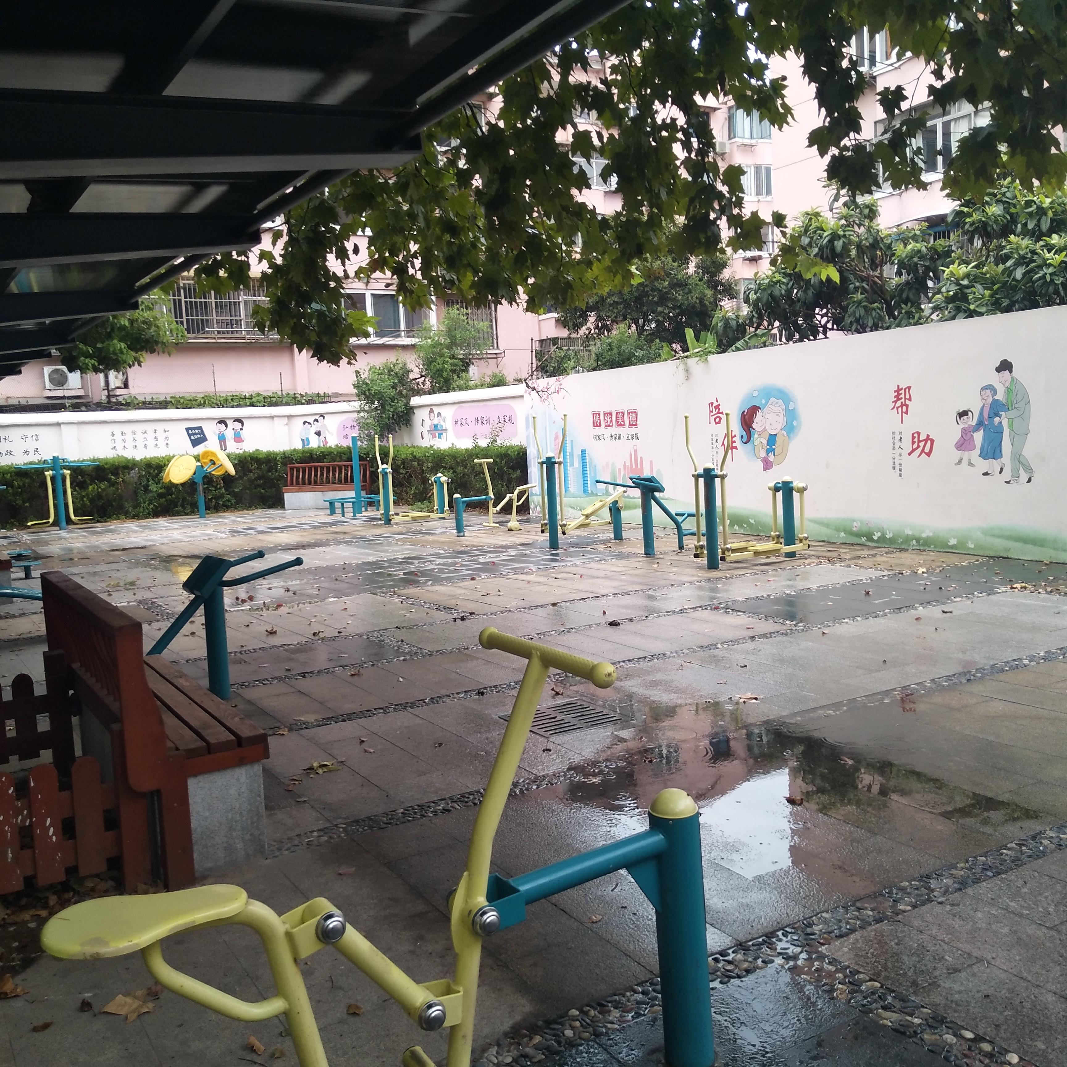 羅城小區(qū)市民健身點