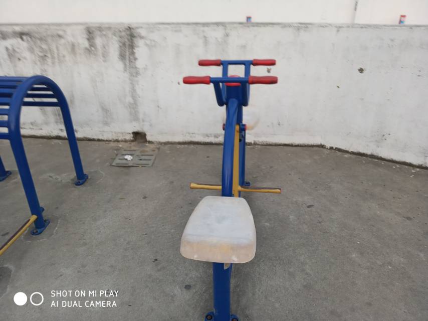 下肢康復(fù)器