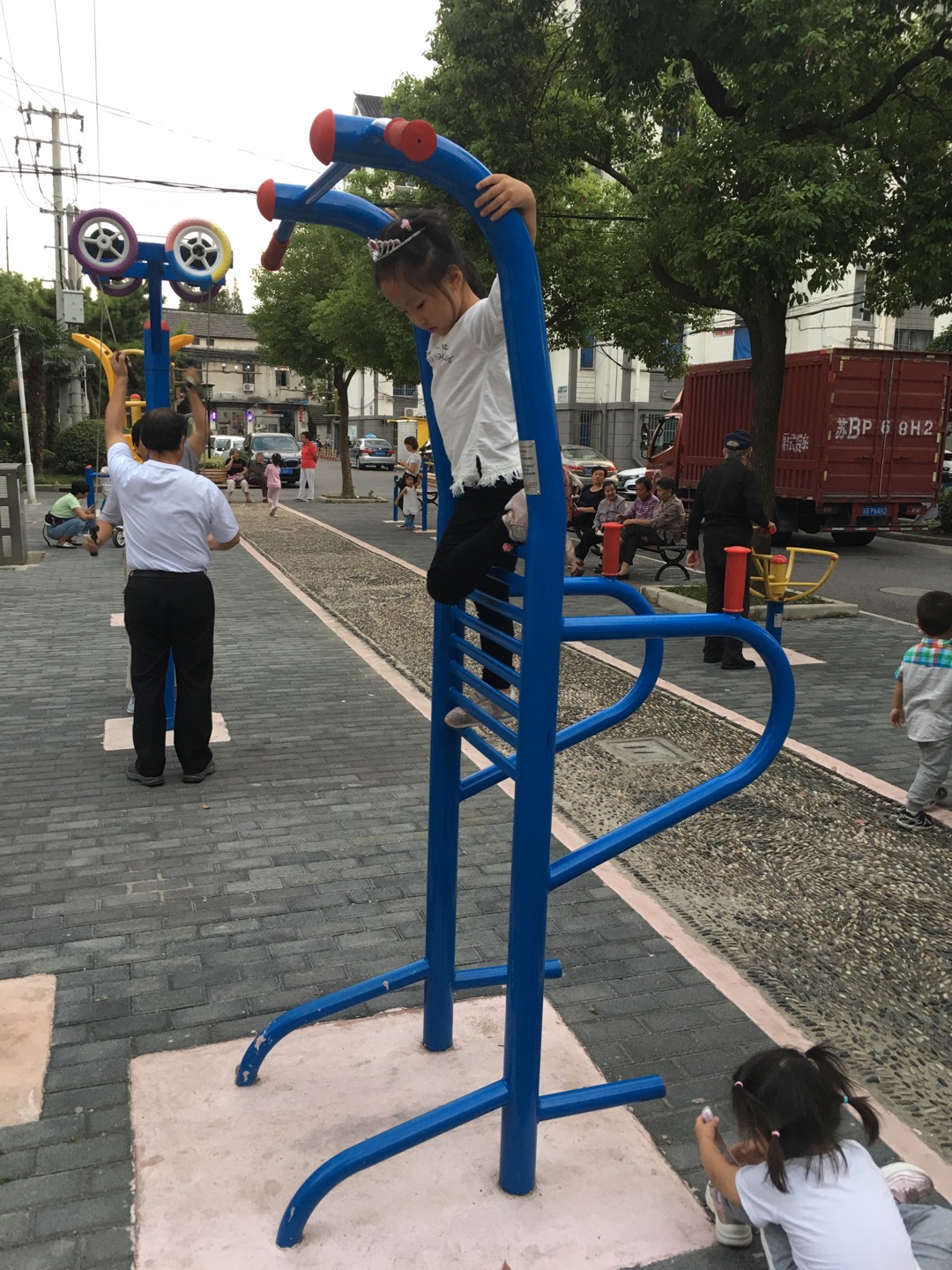 多功能訓(xùn)練器