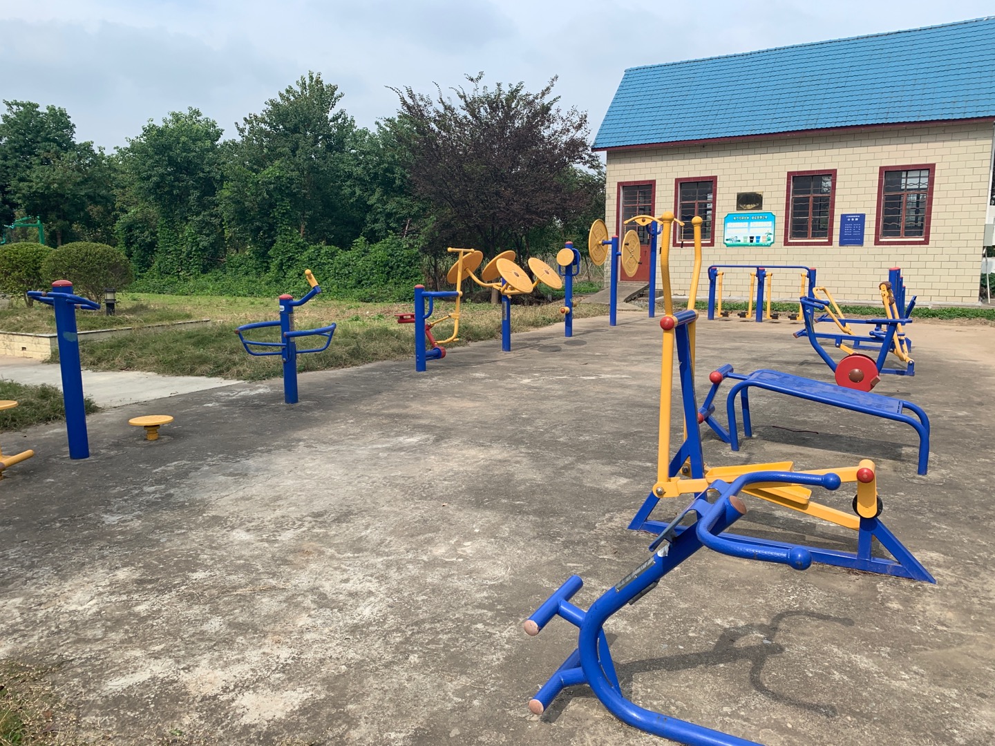 三星鎮(zhèn)南協(xié)村健身點