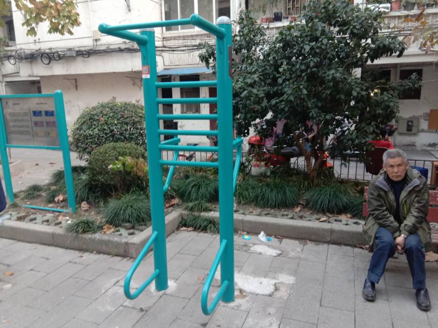 多功能訓(xùn)練器