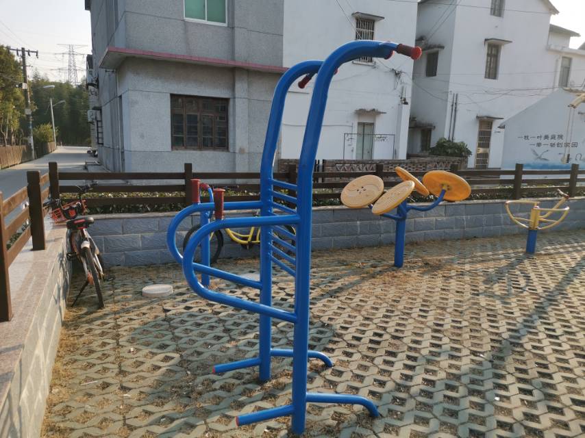 多功能訓(xùn)練器