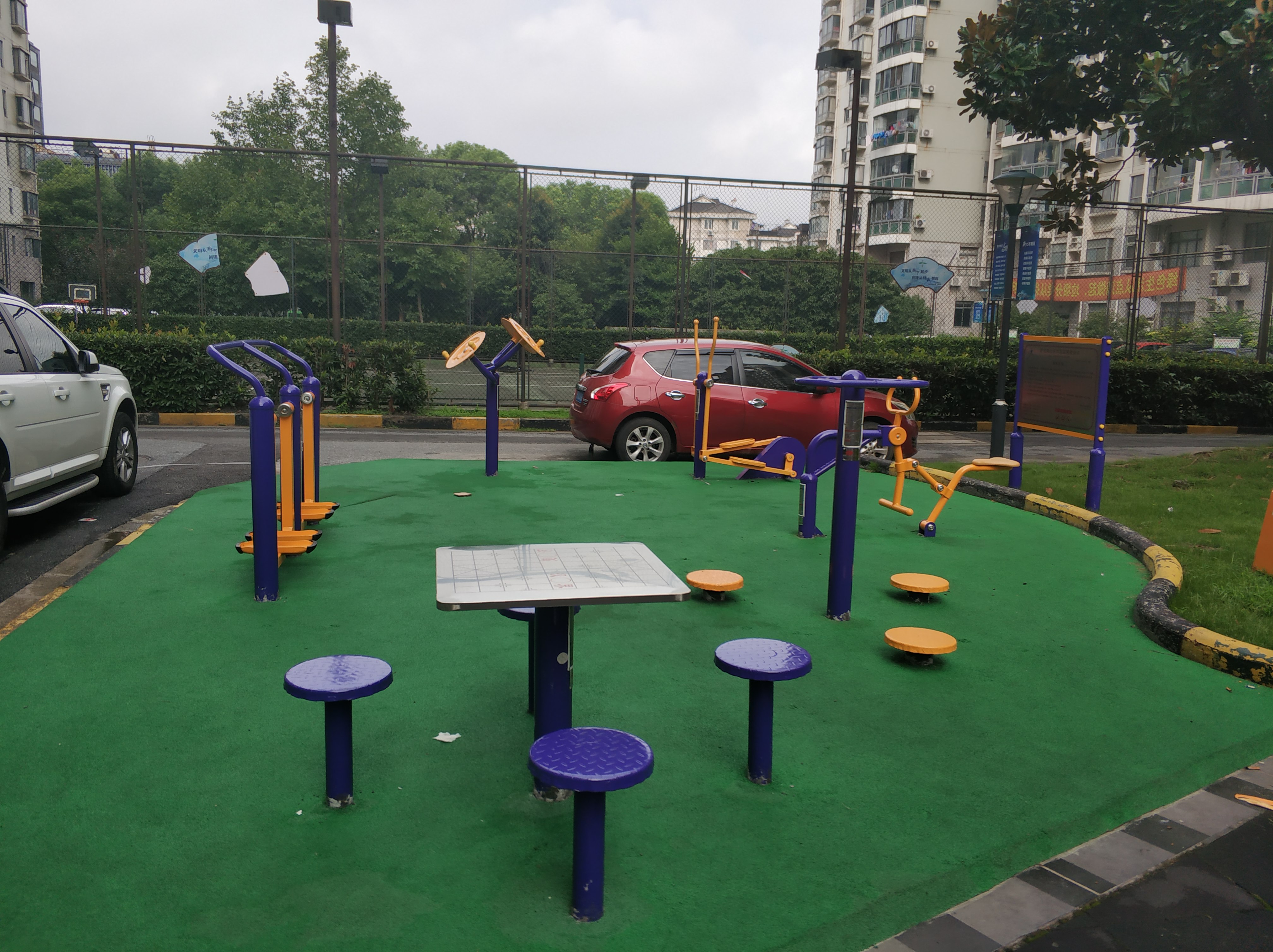 夏陽湖社區(qū)健身點(diǎn)2