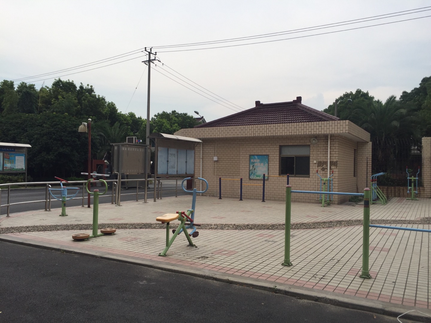 陳家角村中心村健身點(diǎn)