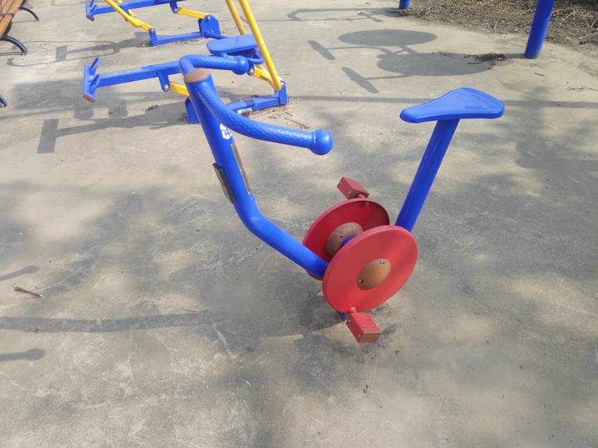 直立健身車(chē)