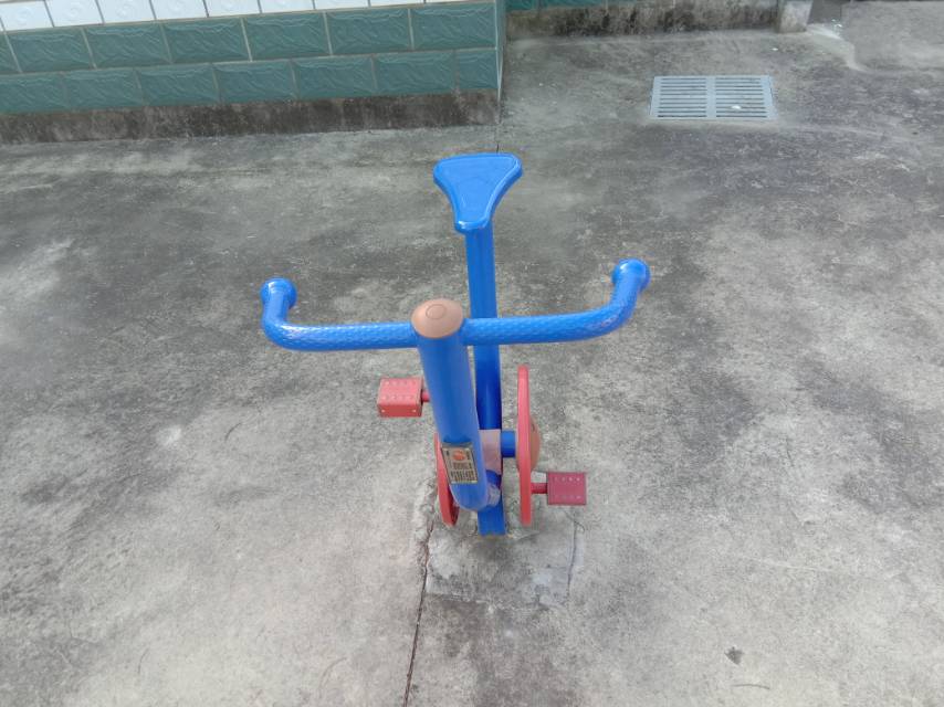 直立健身車(chē)