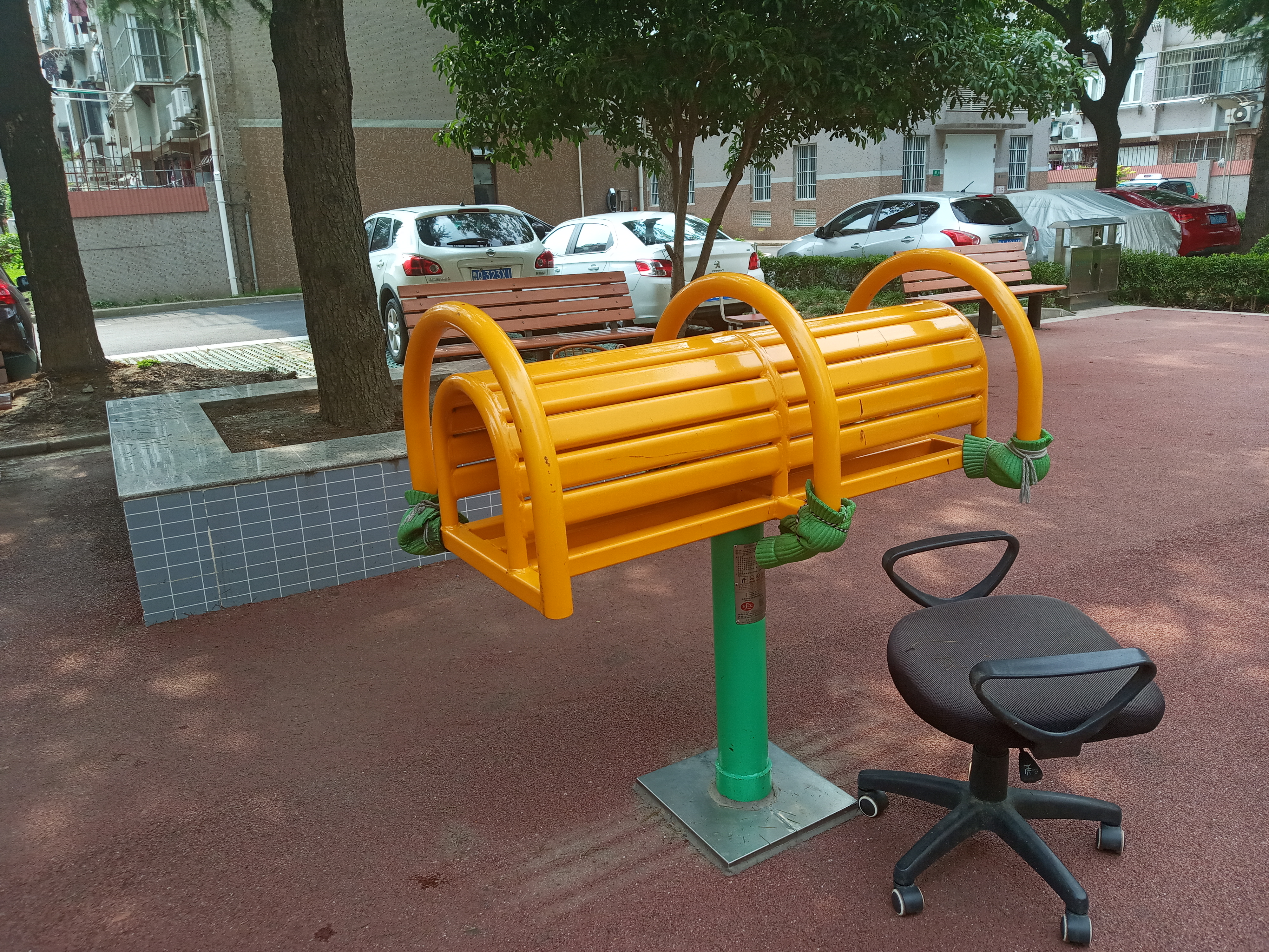 雙位伸腰伸背器