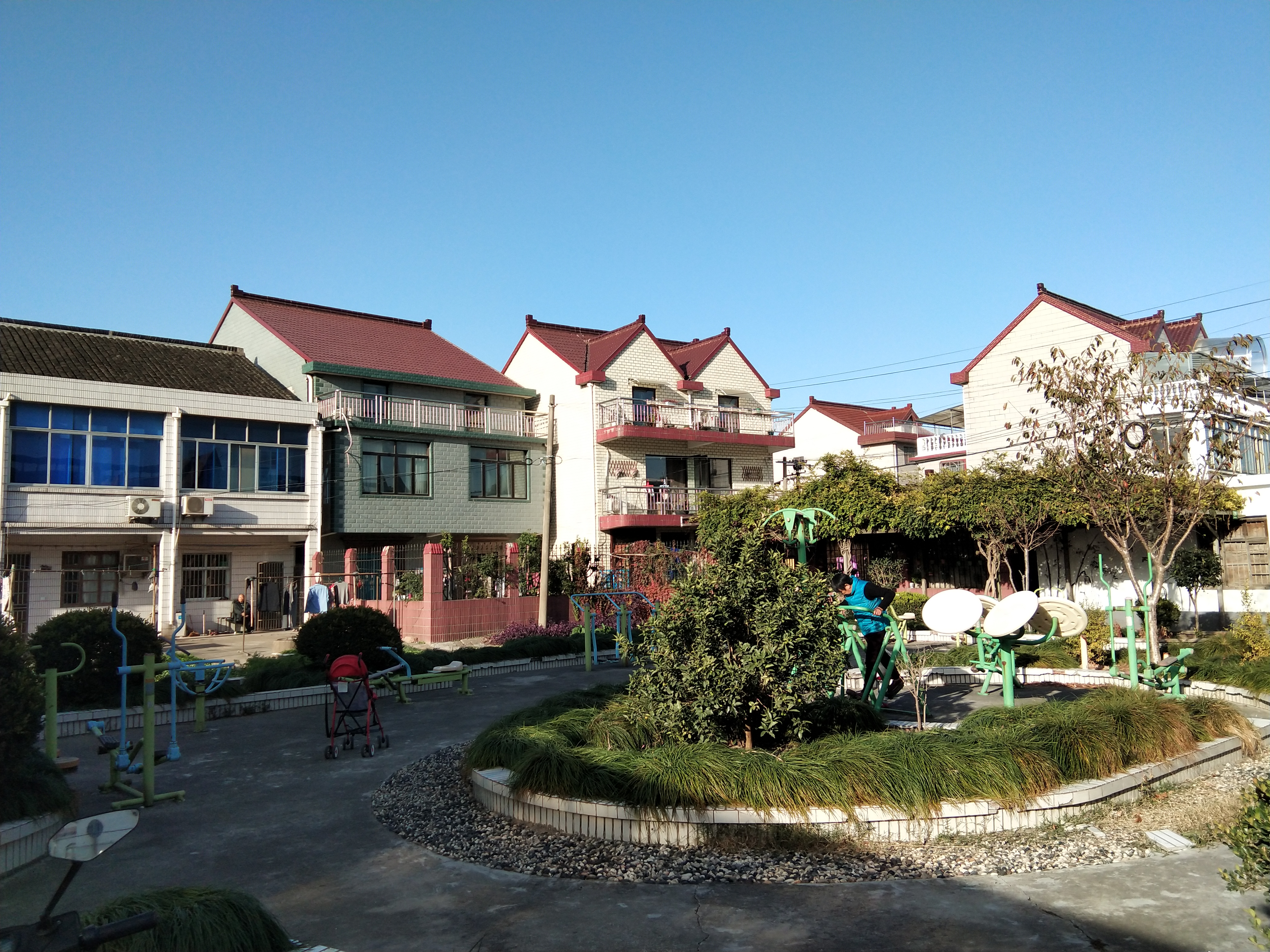 華星村2隊健身點