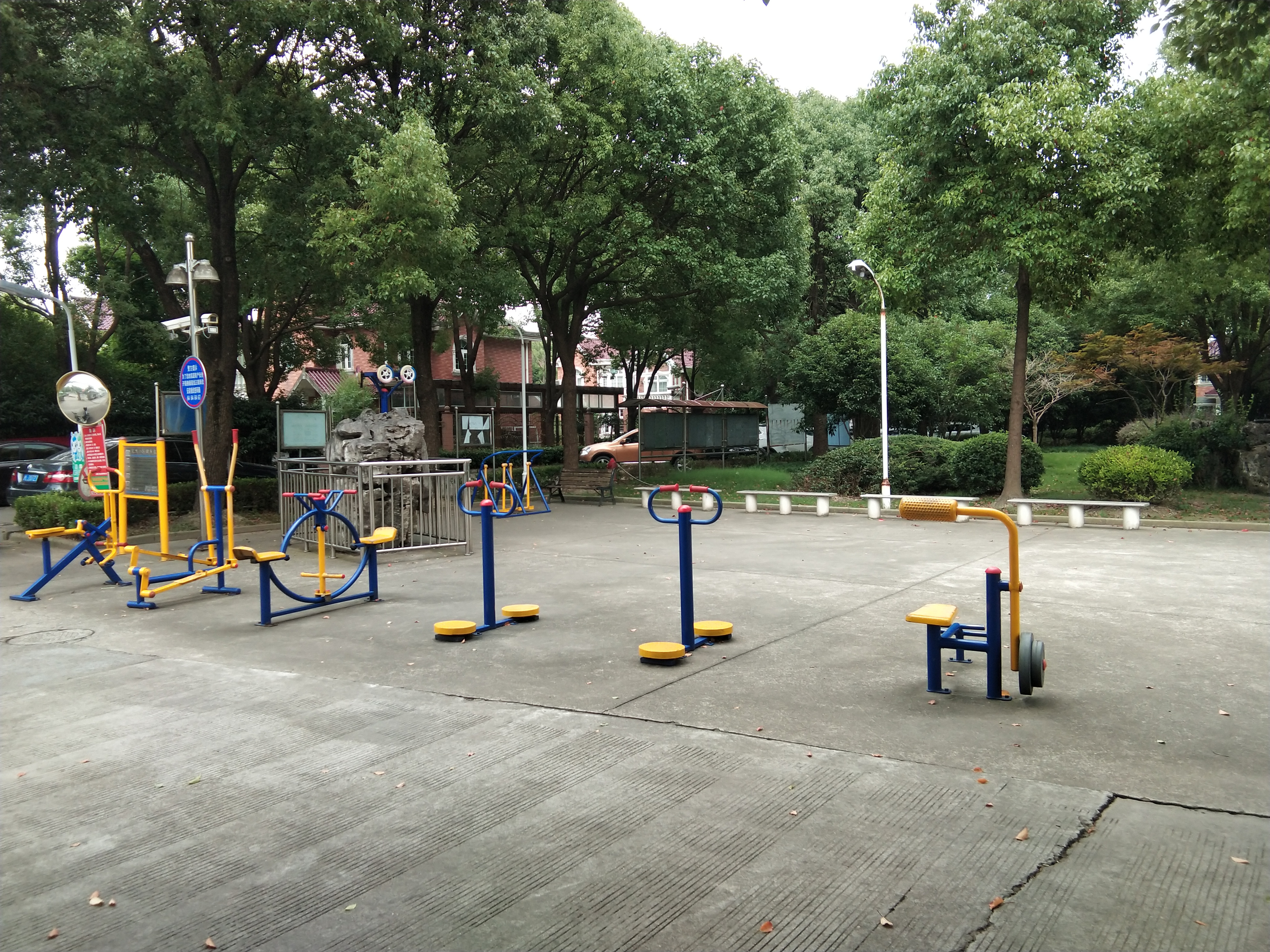 魯匯居委健身點(diǎn)A