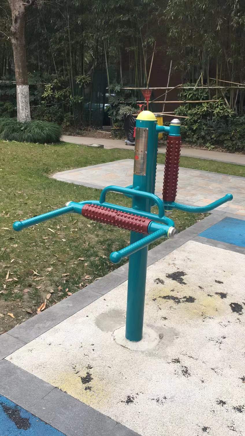 互動式腰背按摩器