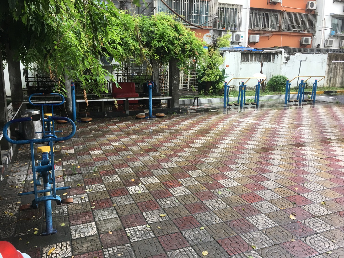 金湯社區(qū)健身苑點（3）