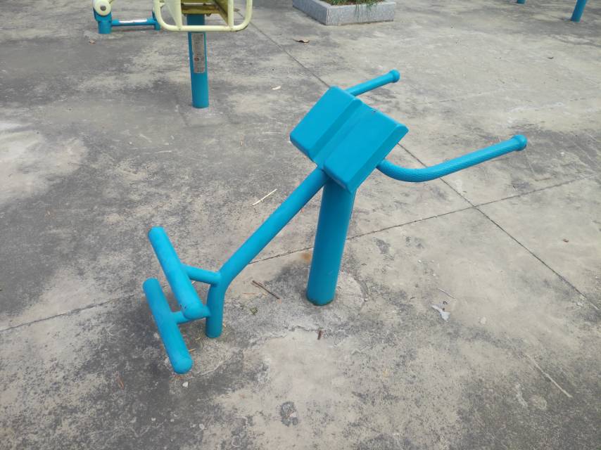 背肌訓(xùn)練器