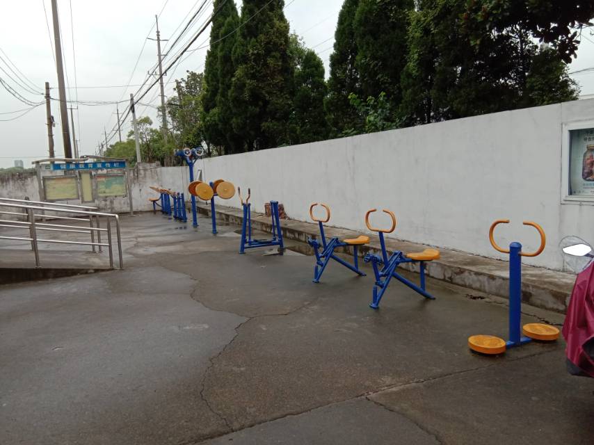 外岡鎮(zhèn)馬門村健身點/n