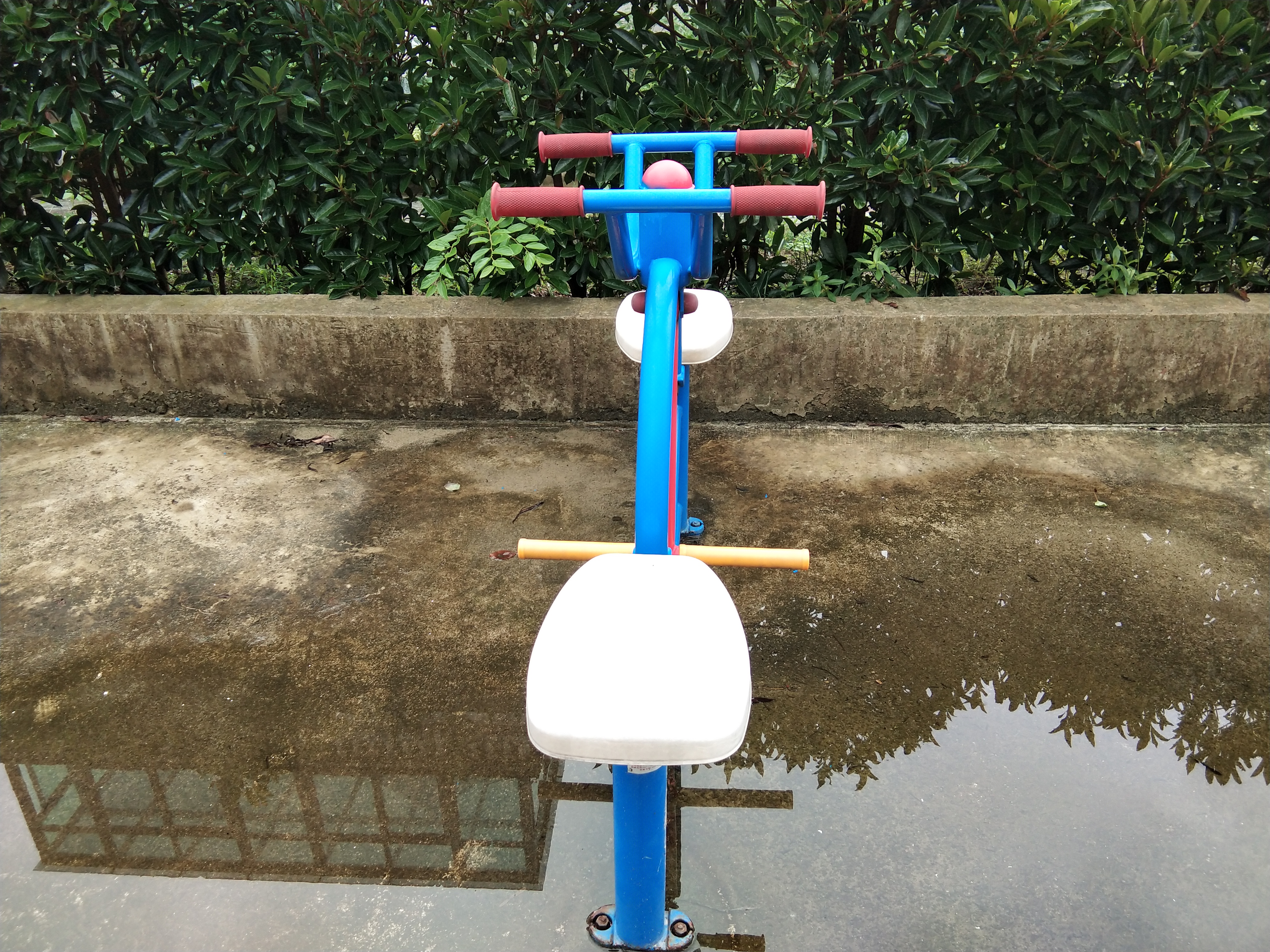 下肢康復(fù)器