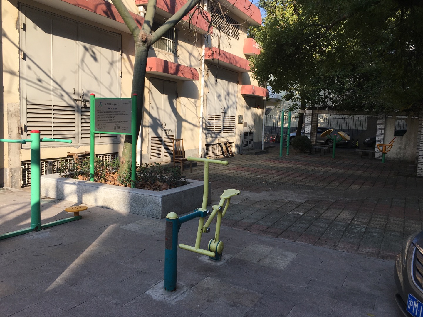 樓園居委健身點（1）